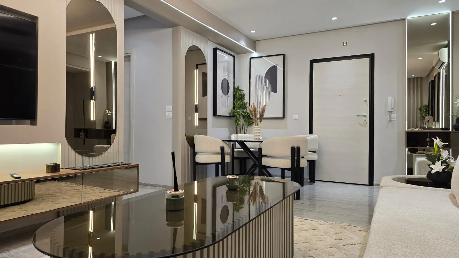 Séjour contemporain aménagé par Armonia — réalisation, vue 3